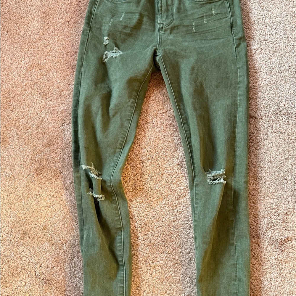 Trendy Olive Distressed Women's Skinny Jeans